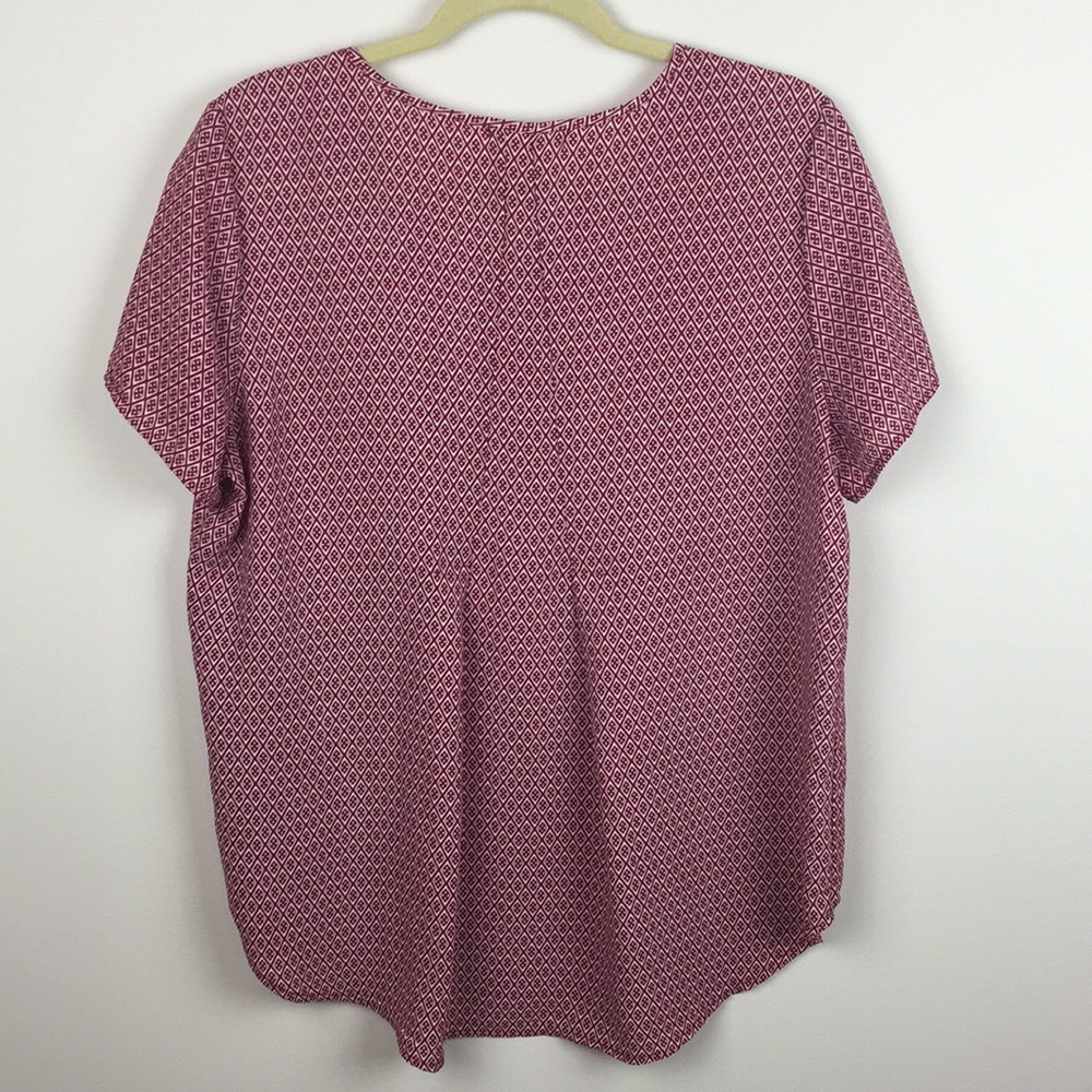 Pleione - Patterned Pleated Back Blouse - image 5